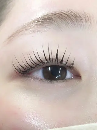 マツエク・マツパ MORE 伊東萌香のマツエク・マツパデザイン