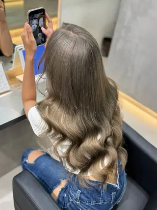 ロング カラー ギャルの女神/ Lapisシオンのヘアスタイル