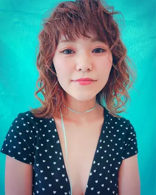 ミディアム カラー ヘアアレンジ 小田 莉加子のヘアスタイル