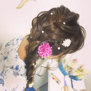 セミロング ヘアアレンジ 《カメレオン》 西田美輝のヘアスタイル