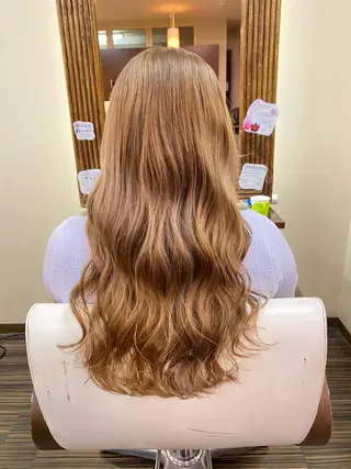 ロング カラー ヘアアレンジ 加藤 瑠美のヘアスタイル