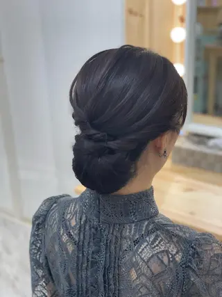 ロング ヘアアレンジ 鷲見 望のヘアスタイル