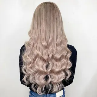 ロング カラー KEISUKE/ ブリーチ🧡エクステのヘアスタイル