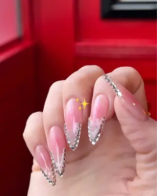ネイル BeautySalonMIYAVI所属・浅草MIYAVI クミのネイルデザイン