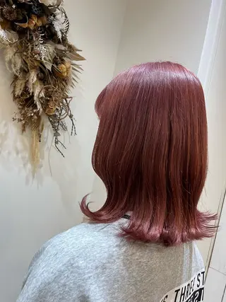 セミロング カラー 松本 玲菜のヘアスタイル