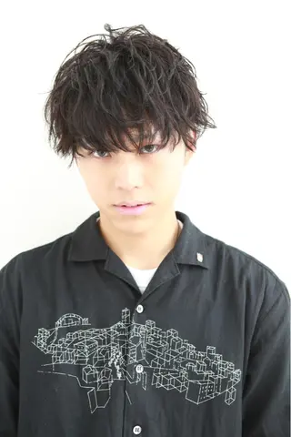 パーマ メンズ 黒川 真伍のヘアスタイル