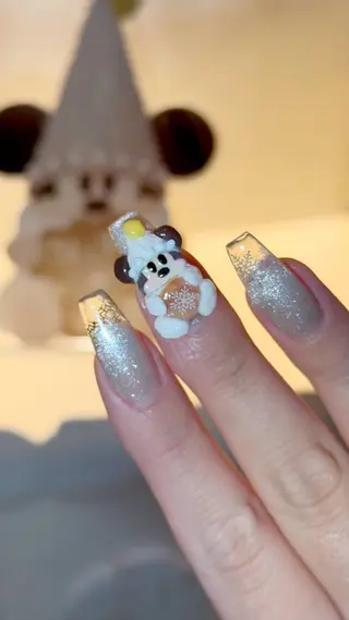 ネイル glossnail MIKIのネイルデザイン