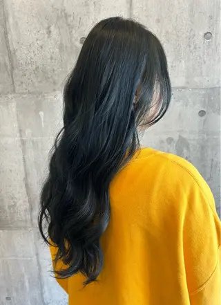 ロング 田中 愛巳のヘアスタイル