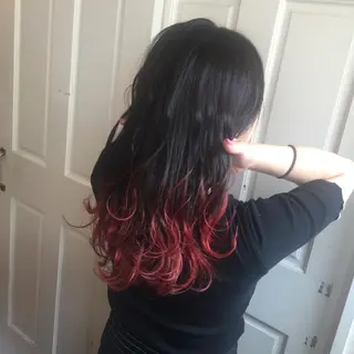 セミロング カラー ホワイト&レイヤーカ ットエクステ長畠俊輔のヘアスタイル