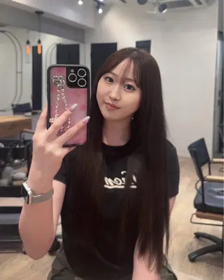 ロング 渋谷/切りっぱなし レイヤー/ブリーチのヘアスタイル