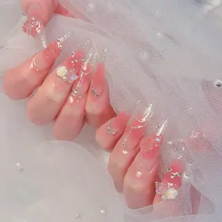 ネイル Iris byEMILIAnail所属・Iris anjuのネイルデザイン