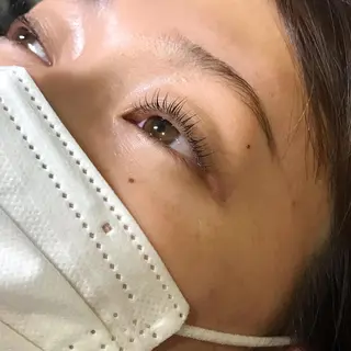 マツエク・マツパ Cure所属・三澤 朱里の眉毛・アイブロウイメージ