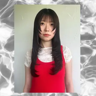 ロング カラー 杉山 彩華のヘアスタイル