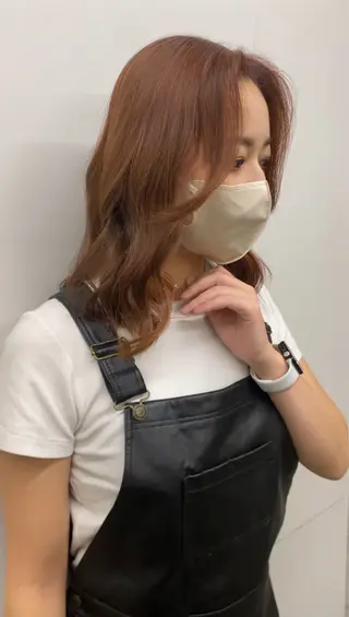 ミディアム NUMBER 天王寺YUYAのヘアスタイル