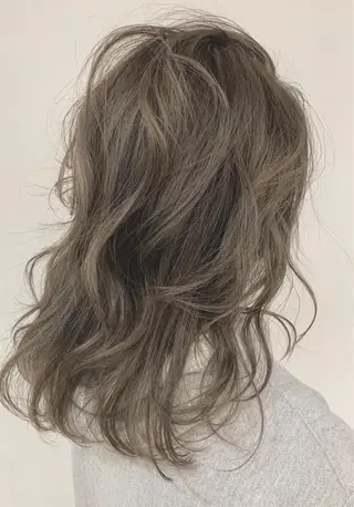 ミディアム カラー リピート率No.1✨ ユウキのヘアスタイル