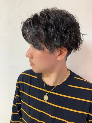 パーマ メンズ 汐見 悠佑のヘアスタイル