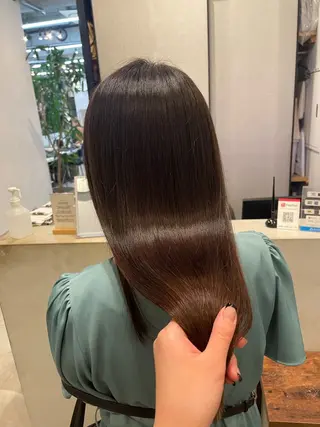 ミディアム ブリーチカラー/ 細川はるかのヘアスタイル