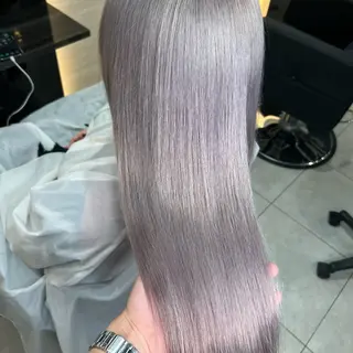 ロング カラー 🌈カラー特化 ハイトーンけいと🌈のヘアスタイル