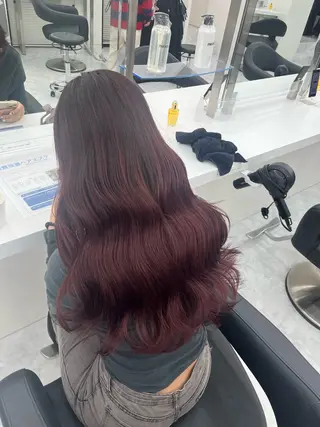 ロング カラー ヘアアレンジ 艶髪ハイトーン🫧 Kurehaのヘアスタイル