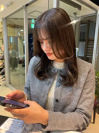 セミロング カラー 田中 月菜のヘアスタイル