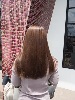 ロング フカモト カエデのヘアスタイル