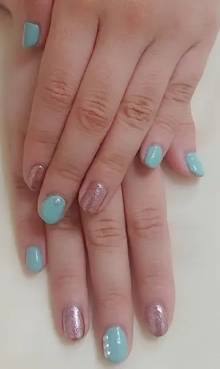 ネイル 🍒当日もOK🍒 𝑳𝑼𝑵𝑨花井のネイルデザイン