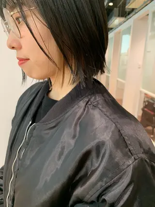 ミディアム カラー GO TODAY SHAiRE SALON 梅田店所属・柔らかくすみカラー ボブ/ショートのヘアスタイル