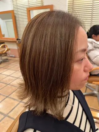 ショート カラー d'ici所属・d’ici六本木 佐藤彩のヘアスタイル