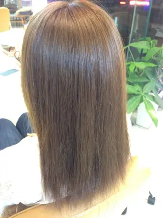 ミディアム カラー 坂西 春果のマツエク・マツパデザイン