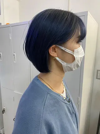 ショート カラー ボブ/ハイトーン REINAのヘアスタイル