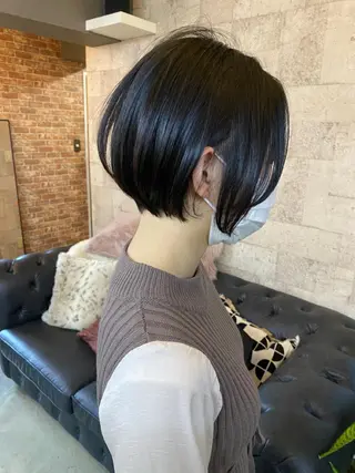 ショート PLUG hairdesignのヘアスタイル