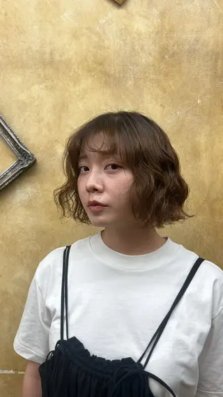ミディアム ともざねゆか UniQのヘアスタイル