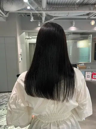 カラー 岡田準希/韓国/透明 感カラー/美髪矯正のヘアスタイル