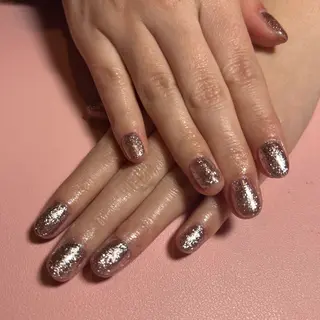 ネイル Ree所属・Ayumi (アユミ)のネイルデザイン