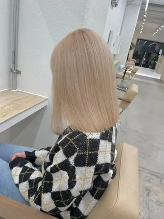 ミディアム カラー ✅ケアブリーチ✅ トヨオカ ノブヒデのヘアスタイル