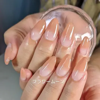 ネイル フラワー ムーンのネイルデザイン