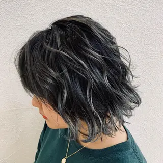 ショート カラー 加藤 雄大のヘアスタイル