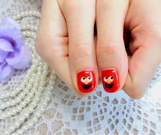 ネイル 🌙都岡 ムーンネイルのネイルデザイン