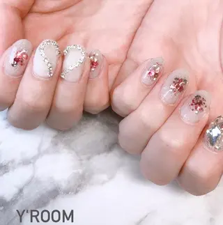 ネイル YUKA （ネイリスト）のネイルデザイン