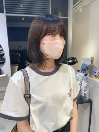 ミディアム 斉藤 瑞恵のヘアスタイル