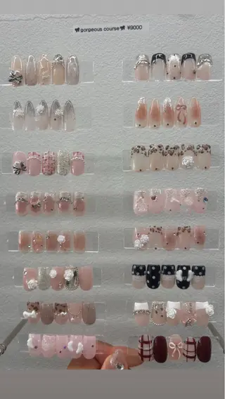 ネイル EmaNail +KIHAKUYA梅田店所属・EmaNail🎀 Haaruのネイルデザイン