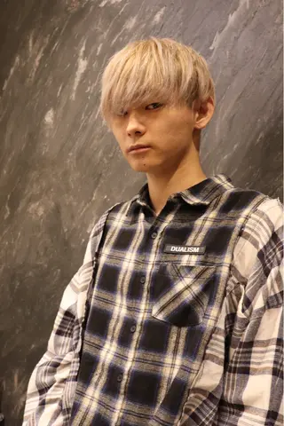 カラー メンズ レイヤーカット /ハイトーンchaoのヘアスタイル