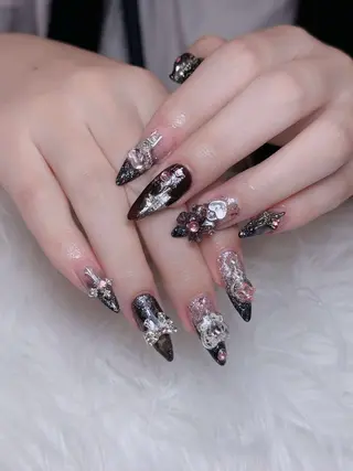 ネイル Lumi Nailのネイルデザイン