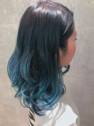 ミディアム リンネ 甲東園のヘアスタイル