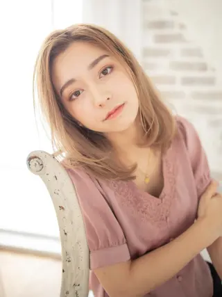 ミディアム 林 里美のヘアスタイル
