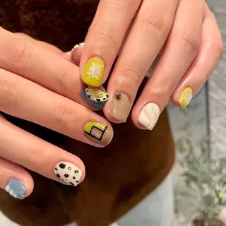 ショート m kaori𓃟のネイルデザイン