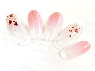 ネイル @.Freestyle 【フリースタイル】所属・根本 奈美のネイルデザイン