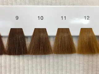 カラー HAIRLOUNGESoleil六本木所属・Soleil 🌷ハナ🌷のヘアスタイル