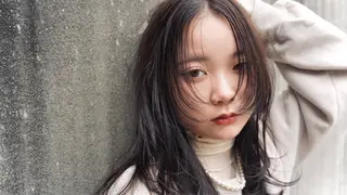 ロング 韓国/透明感 Veluaのヘアスタイル