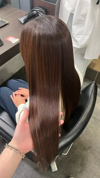 ロング 西村 美月のヘアスタイル